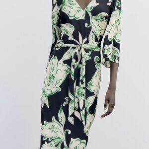 Zara Black and Cream Floral Long Sleeve Dress